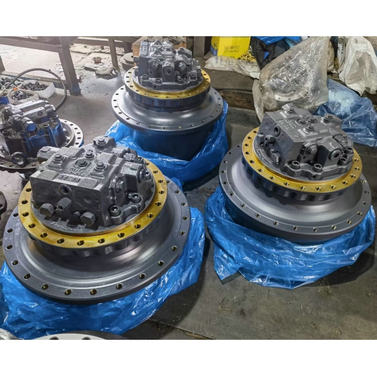 Original PC450-7 450LC-7 Excavator Travel Motor 706-8J-01030 706-8J-01012 706-8J-01011 For Komatsu