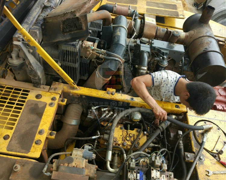 河源小松挖掘机维修中心/河源小松挖掘机维修售后