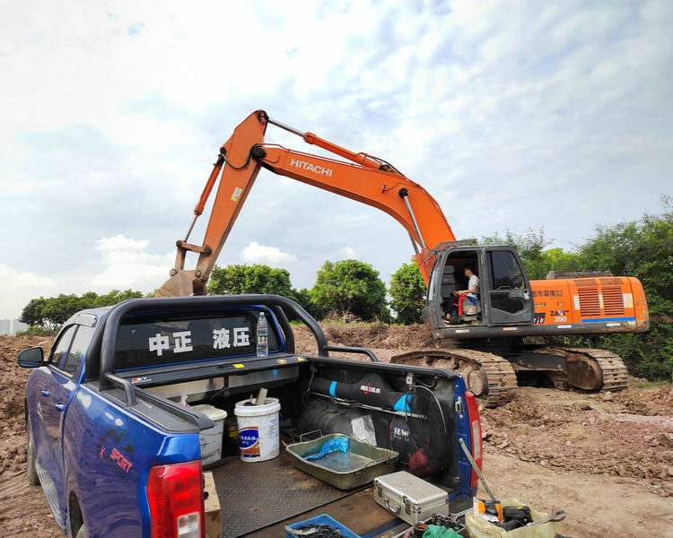 广州挖掘机维修中心