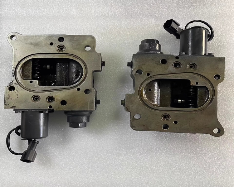 小松PC300LC-6挖掘机主泵提升器 Komatsu小松350-6提升器708-2H-03211